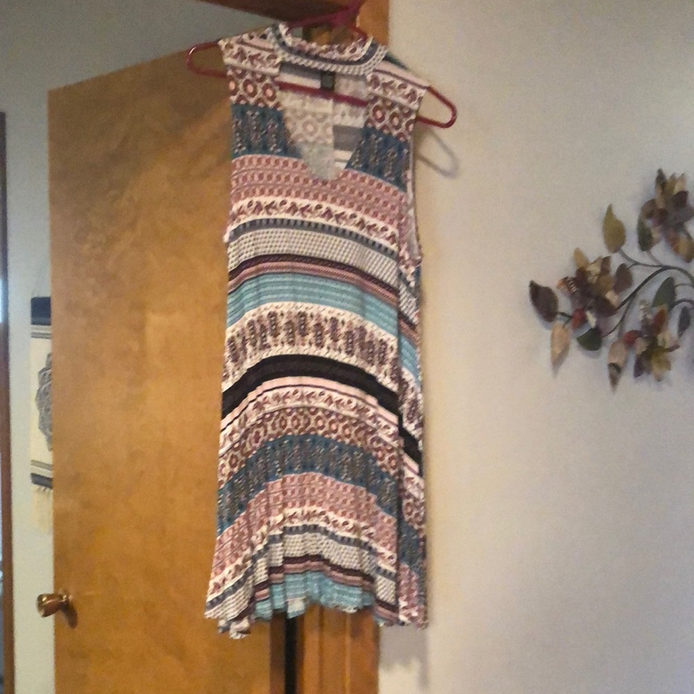 Sleeveless dress